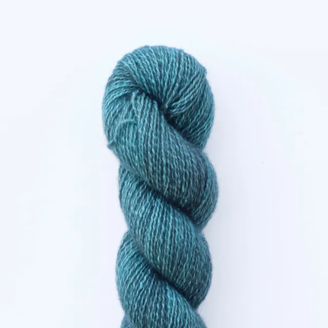 Madelinetosh Tosh Pebble Undergrowth Garn Sport