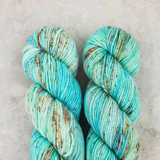 Madelinetosh Tosh DK R:E:D Wolle 205m DK