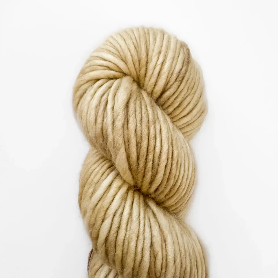 Madelinetosh Biggie Faded Chinos Garn Super Bulky 82m