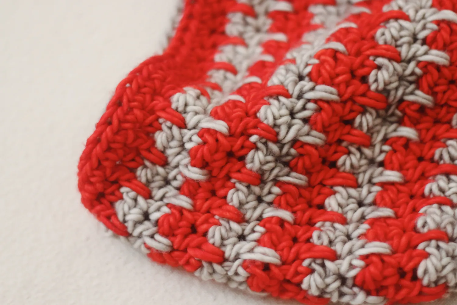Madelinetosh Candy Stripe Crochet Cowl Häkelanleitung PDF