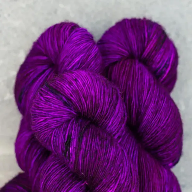 Madelinetosh Twist Light Wino Forever Garn Merino-Nylon