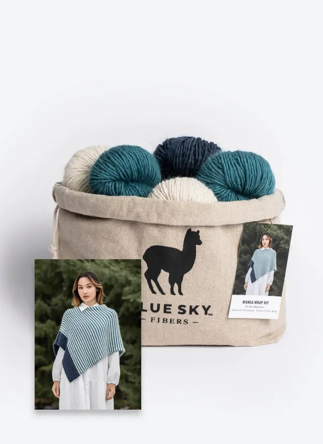 Blue Sky Fibers Bianca Wrap Strickkit Suri Merino 5 Stränge 3-farbig