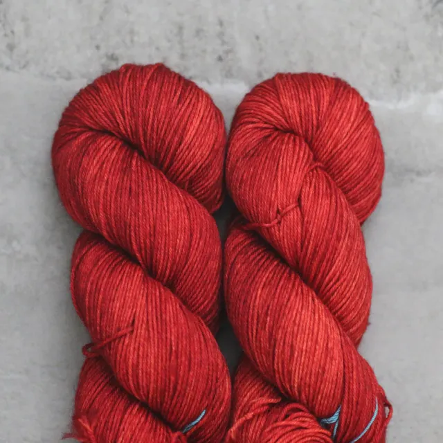 Madelinetosh Woolcycle Sport Garn Carolina Reaper upcycelt