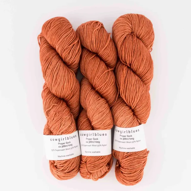 Cowgirlblues Proper Sock Terracotta Sockenwolle Uni