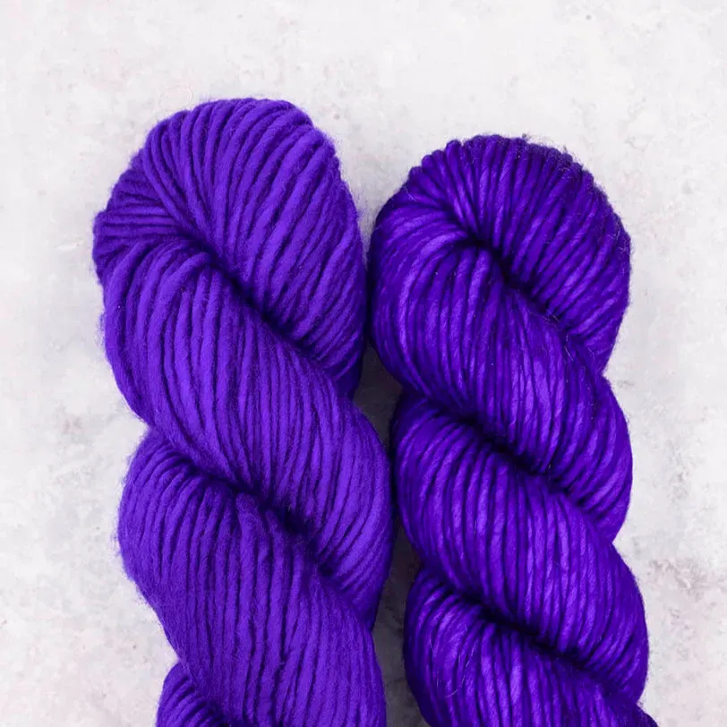 Madelinetosh Biggie Ultramarine Violet Wolle 82m Bulky
