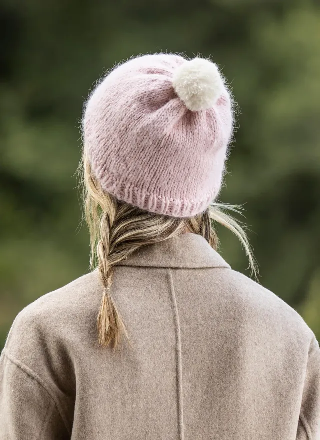 Blue Sky Fibers Glenburn Hat Strickanleitung Suri Flauschmütze