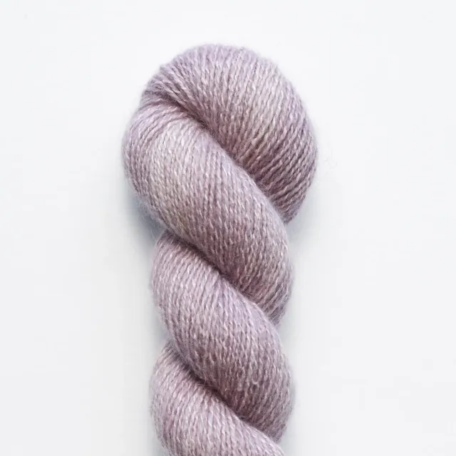 Madelinetosh Tosh Pebble Star Scatter Seidenwolle 205m