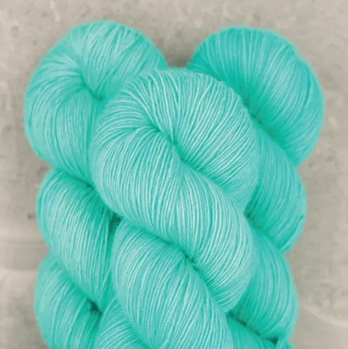Madelinetosh Pashmina Button Jar Blue Wolle 329m