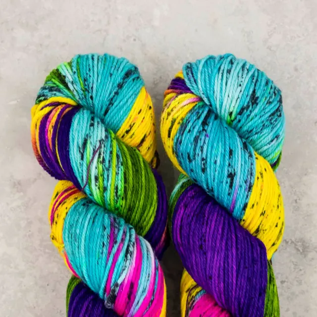 Madelinetosh Tosh DK Piñata Pop Wolle 205m handgefärbt