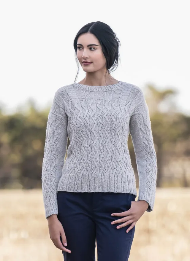 Blue Sky Fibers Classic Montevideo Pullover Strickanleitung Zopf