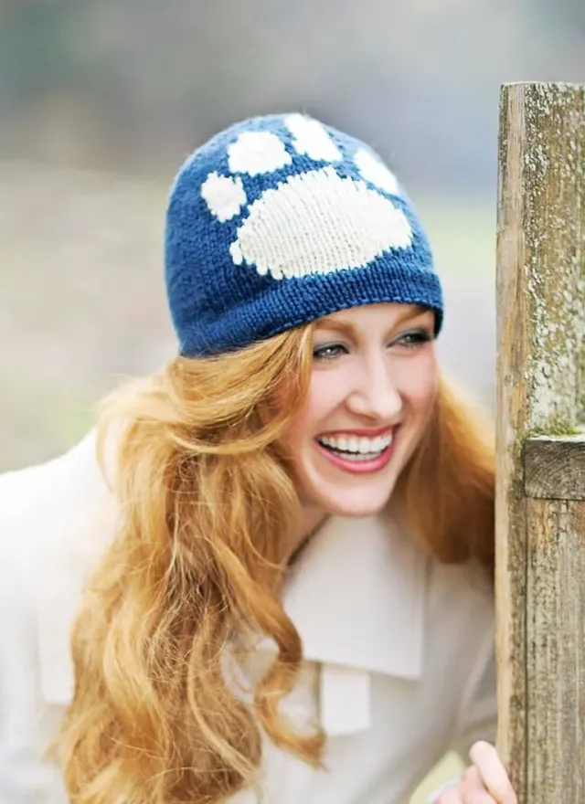 Blue Sky Fibers Classic Paw Hat 9525 Strickanleitung PDF Pfote
