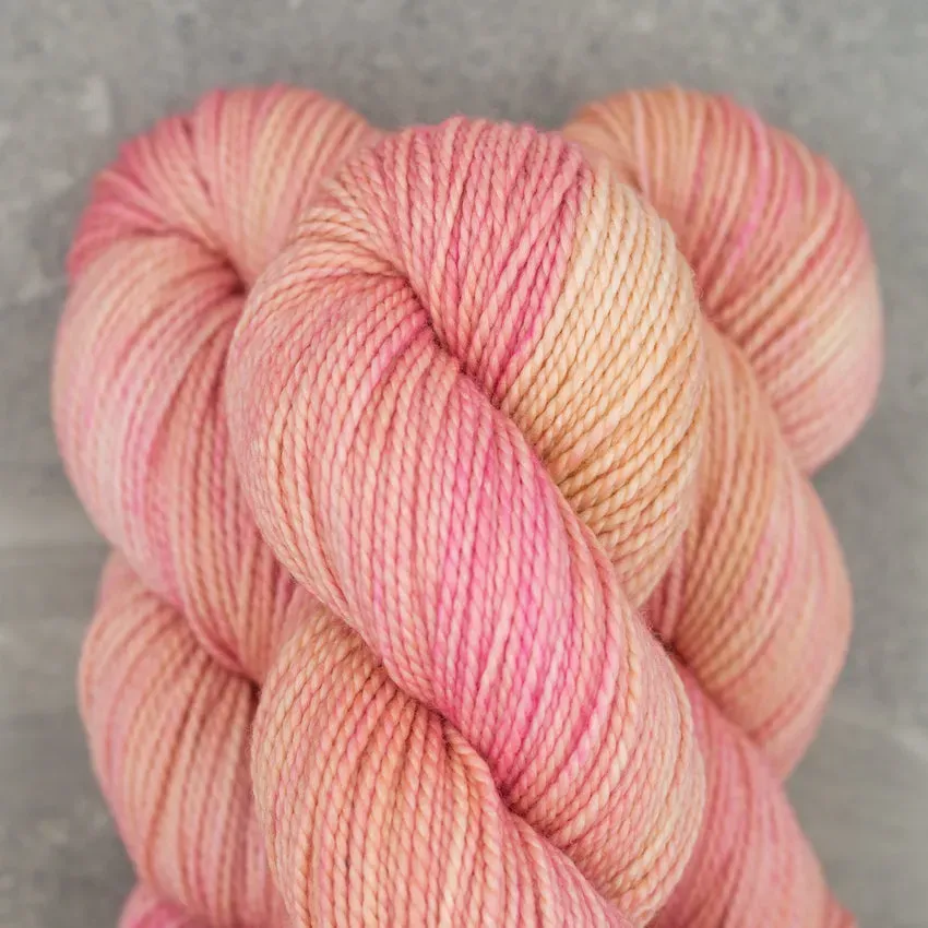 Madelinetosh Farm Twist Barbara Deserved Better Strickgarn 205m