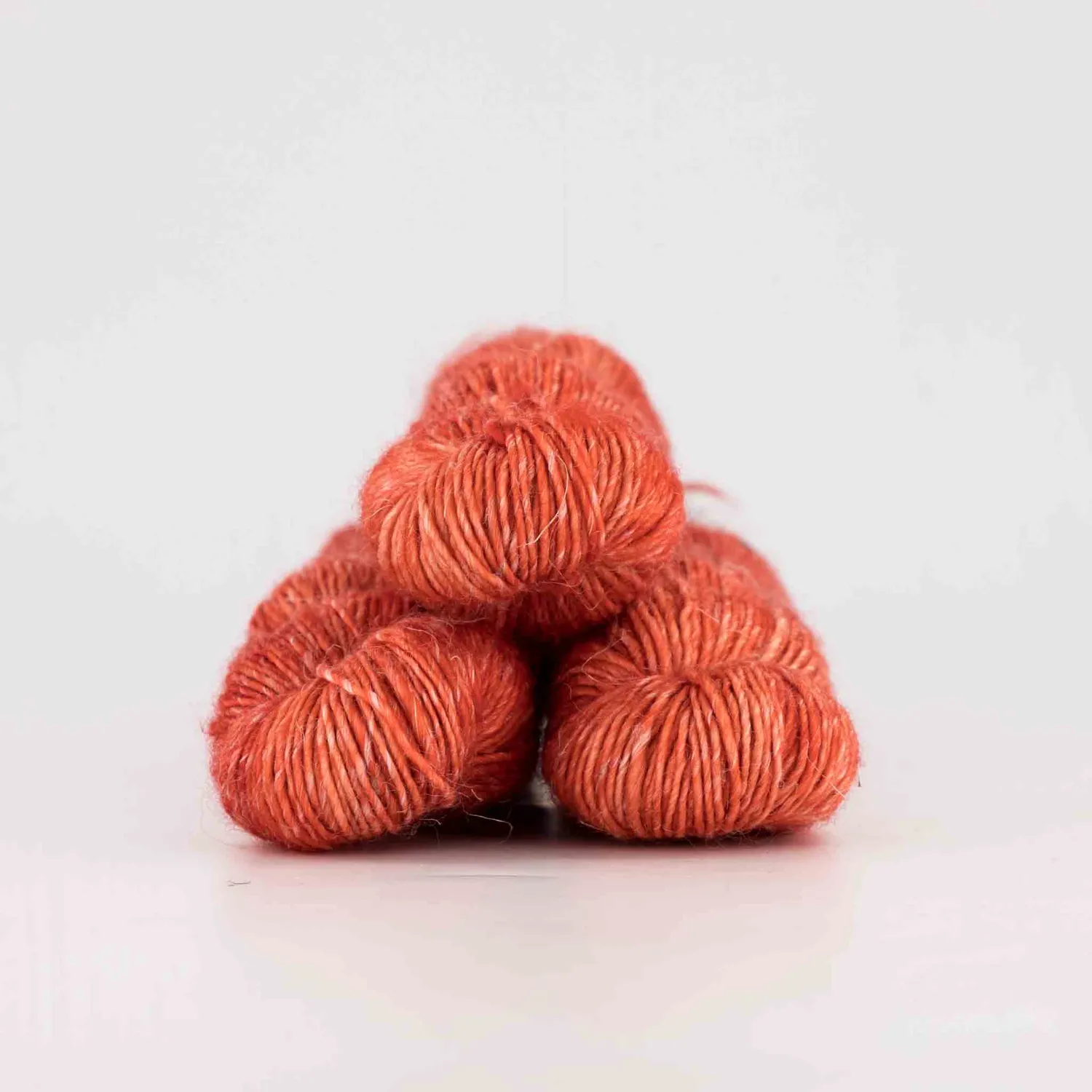 Cowgirlblues Merino Linen 50g Ruby Grapefruit Garn meliert
