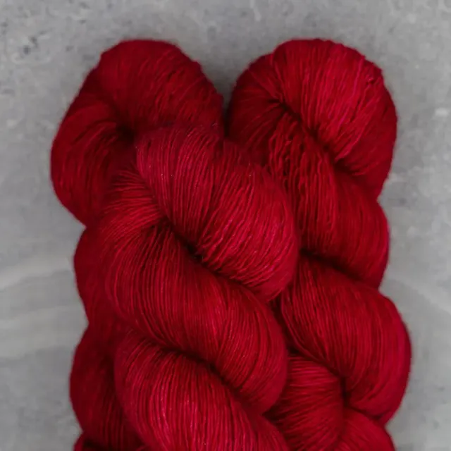Madelinetosh Pashmina Blood Runs Cold Wolle Sport 329m Kaschmir