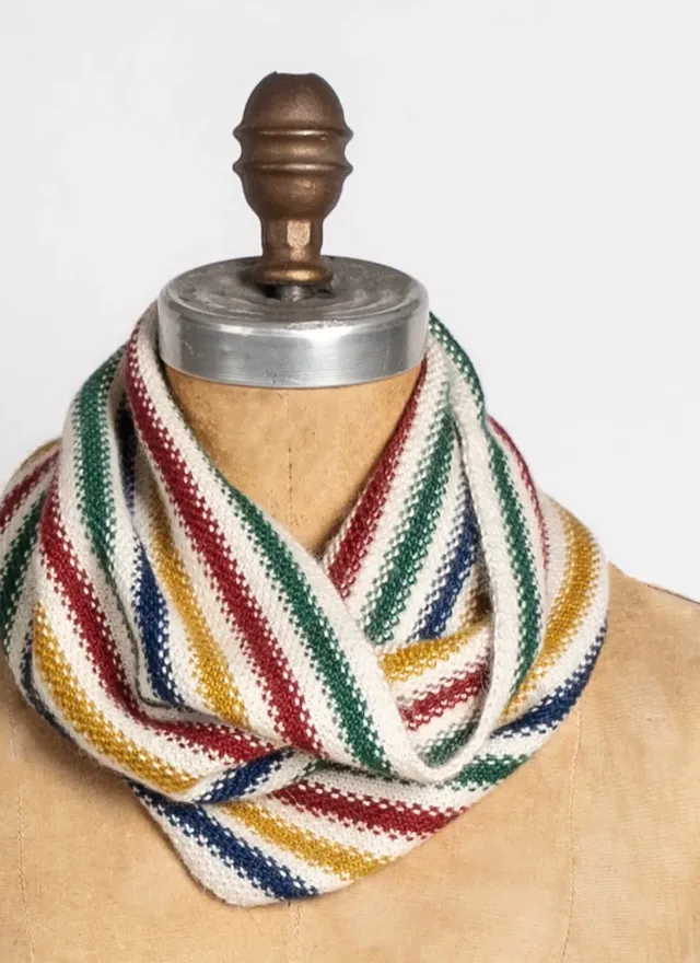 Blue Sky Fibers Lakefield Cowl Strickanleitung Metalico
