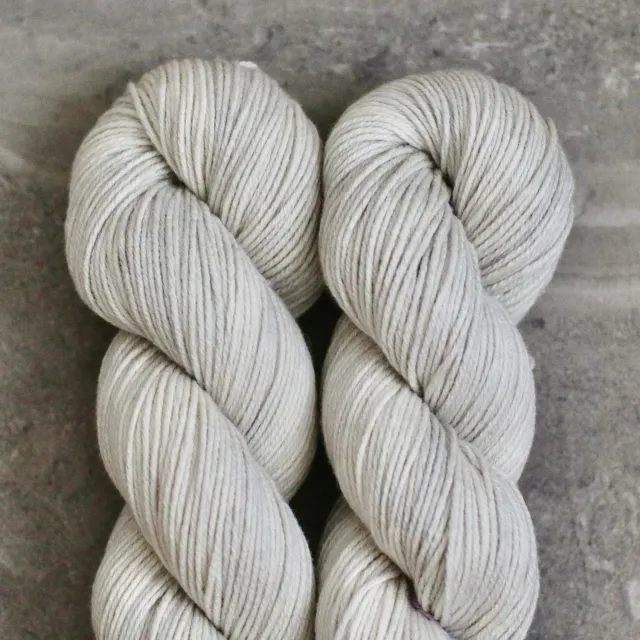 Madelinetosh Tosh Wool Cotton Antler Garn 1 Strang
