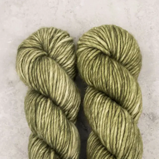 Madelinetosh ASAP Thyme Wolle 1 Strang Super Bulky Grün