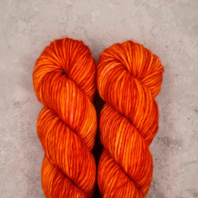Madelinetosh ASAP GG Loves Orange Superbulkywolle 82m