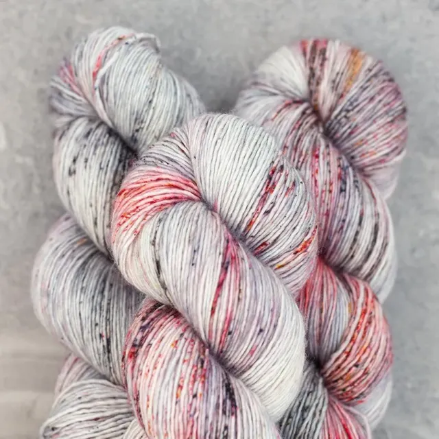 Madelinetosh Tosh DK Peppercorn Wolle 205m handgefärbt
