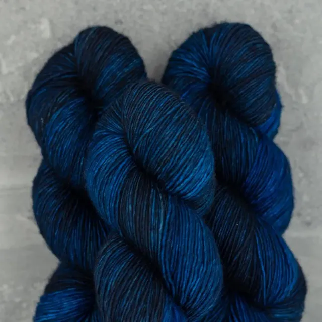 Madelinetosh Twist Light Deep Wolle 384m 3-fädig