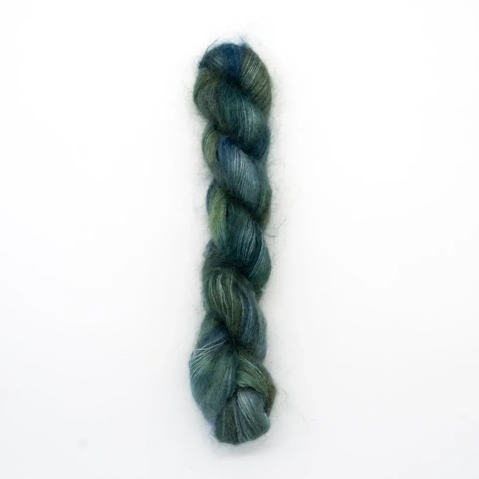 Madelinetosh Tosh Silk Cloud Fir Wreath Wolle Lace