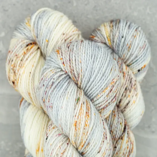 Madelinetosh Farm Twist Silver Lining Wolle DK Merino