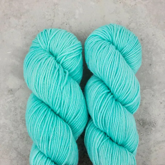 Madelinetosh Tosh DK Button Jar Blue Wolle 1 Strang Merino