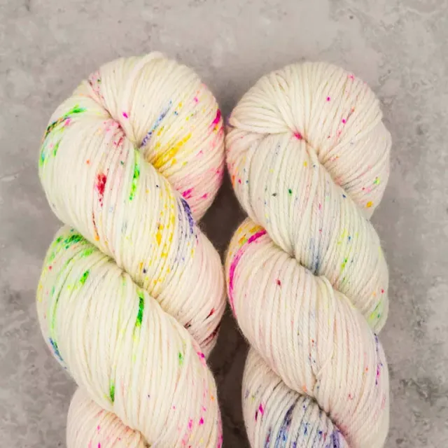 Madelinetosh Tosh DK Umbrella Sky Wolle DK 205m Merino