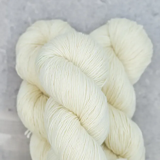 Madelinetosh Tosh Merino Light Wolle Natur Fingering Single