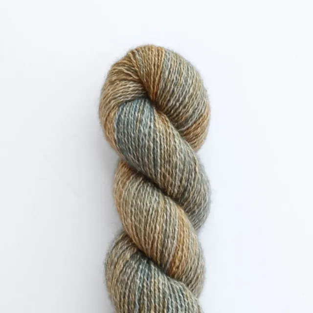Madelinetosh Tosh Pebble Earl Grey Wolle Seide 205 m