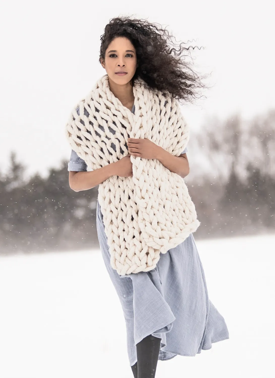 Blue Sky Fibers Arm Knit Wrap Strickanleitung Woolstok