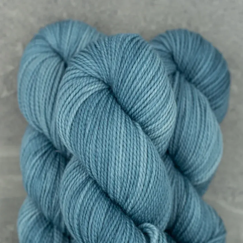 Madelinetosh Farm Twist Garn Well Water DK Merino 225yds
