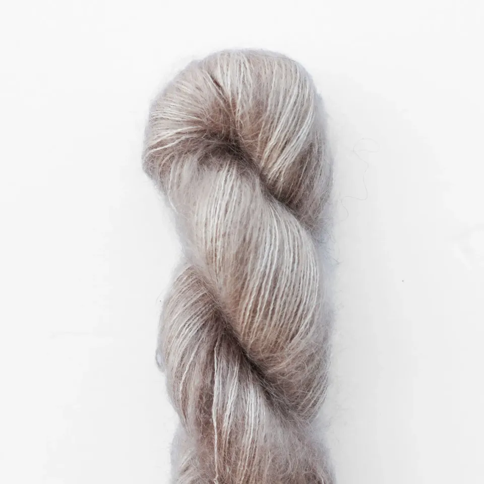 Madelinetosh Tosh Silk Cloud Antique Lace Wolle 302m Lace