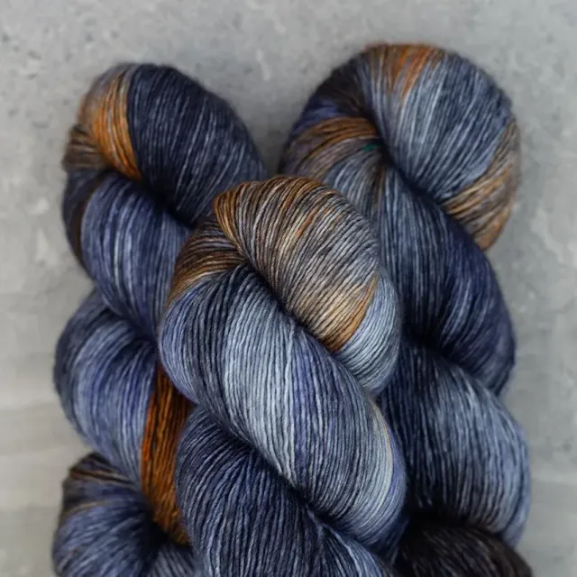 Madelinetosh Tosh Merino Light Antique Moonstone Garn 384m