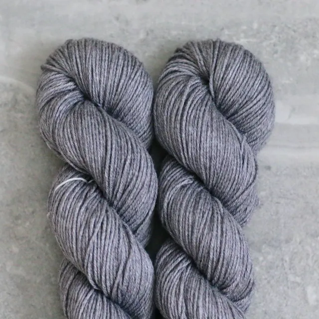 Madelinetosh Tosh Wool Cotton Composition Book Gray Garn 100g Merino