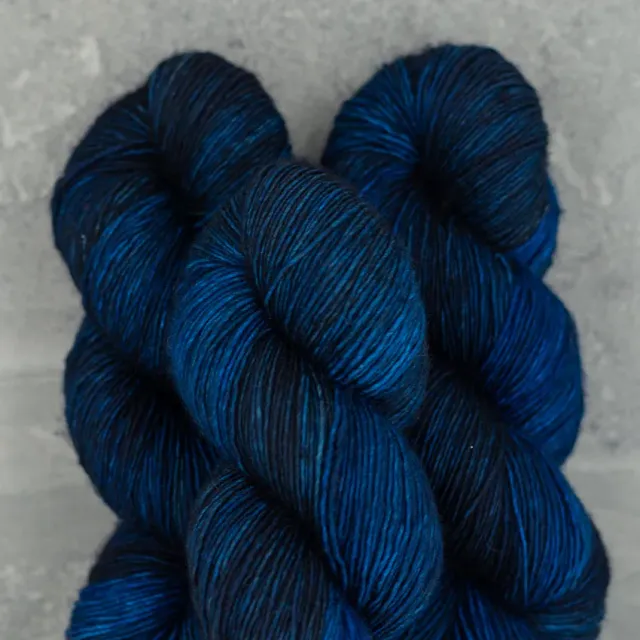 Madelinetosh Tosh Merino Light Wolle Deep 1 Strang Single-Ply