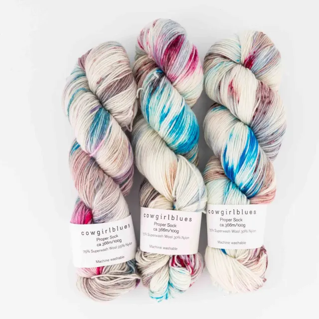 Cowgirlblues Proper Sock Diana Ross Sockenwolle handgefärbt