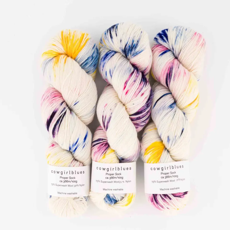 Cowgirlblues Proper Sock Wolle Carly Simon handgefärbt