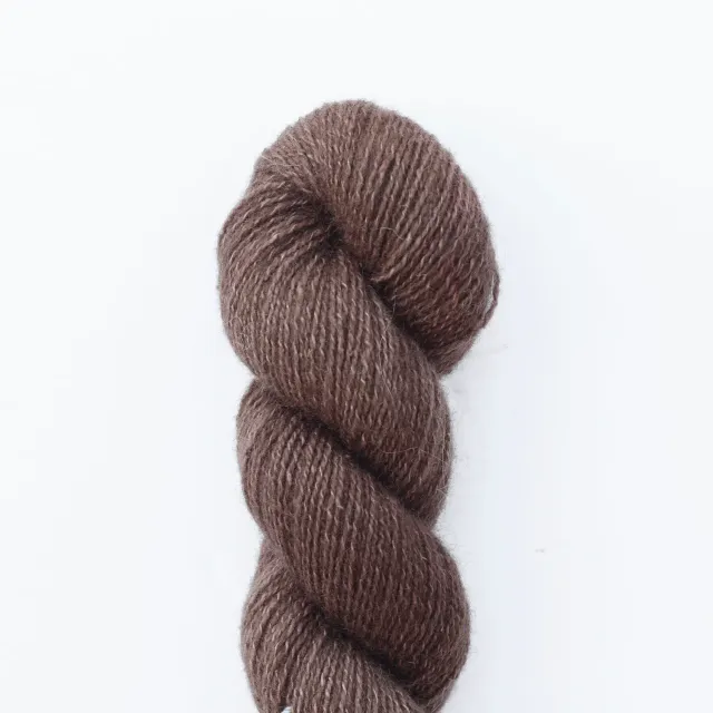 Madelinetosh Tosh Pebble Pecan Hull Wolle 205m Seide