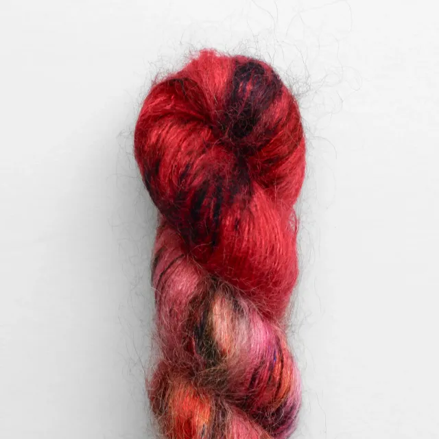 Madelinetosh Tosh Silk Cloud Mars in Retrograde Mohairgarn