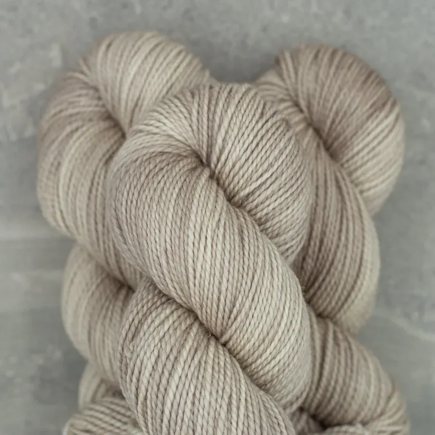 Madelinetosh Farm Twist Antique Lace Wolle 205 m