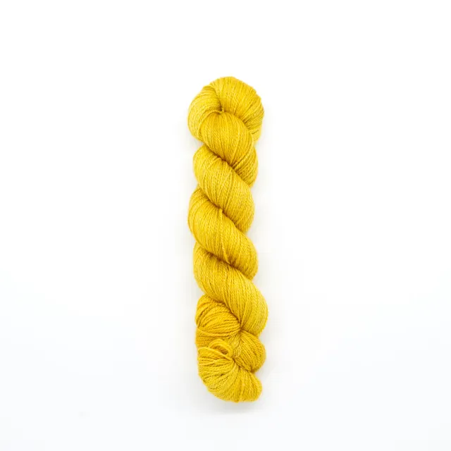 Madelinetosh Tosh Lunar Candlewick Lacegarn 50g Seide