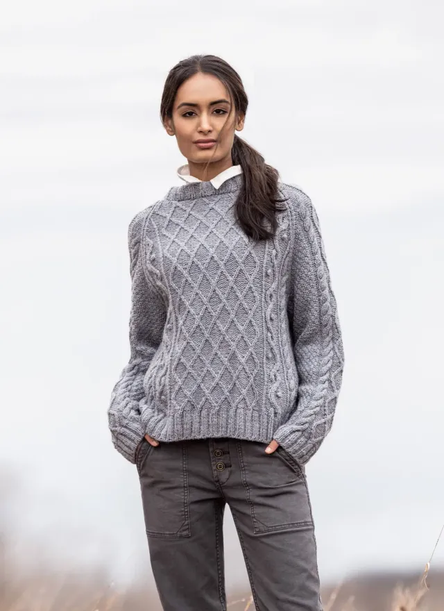 Blue Sky Fibers Classic Suttons Bay Sweater Strickanleitung Oversize