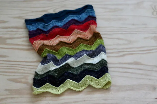 Madelinetosh 12 Days Cowl PDF Strickanleitung Fingering