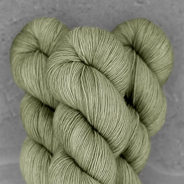 Madelinetosh Woolcycle Sport Thyme Sportwolle Upcycled-Merino
