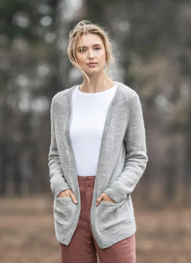 Blue Sky Fibers Classic Series New London Cardigan Strickanleitung