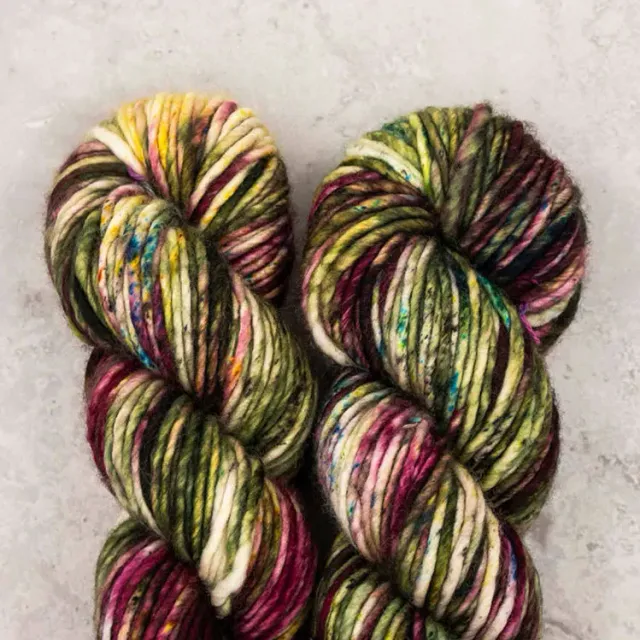 Madelinetosh ASAP Shroom with a View Wolle Super Bulky