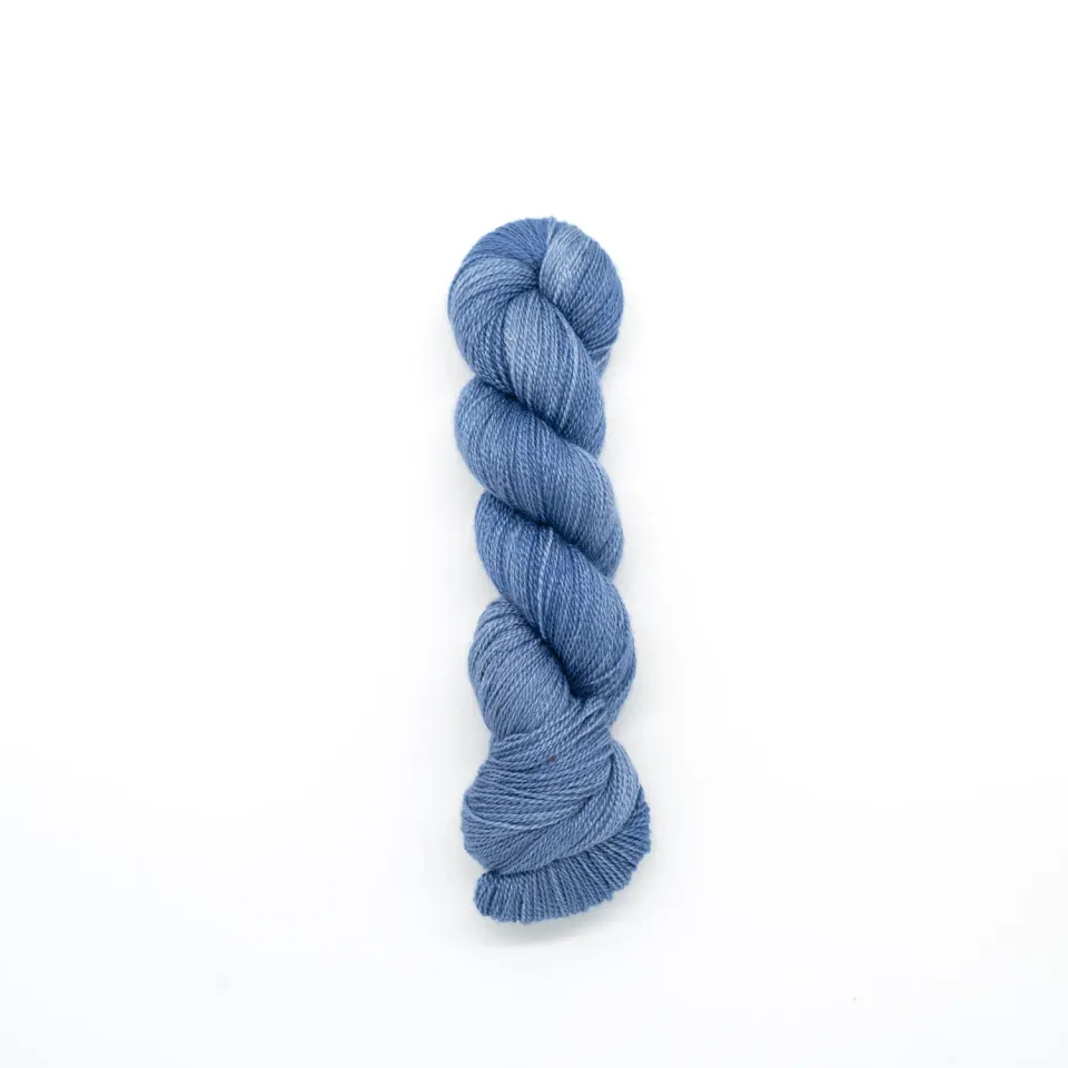Madelinetosh Tosh Lunar Betty Draper's Blues Lacegarn 50g