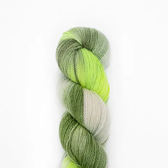 Madelinetosh Tosh Lunar Lacegarn Kodama 50g Seide 1 Strang