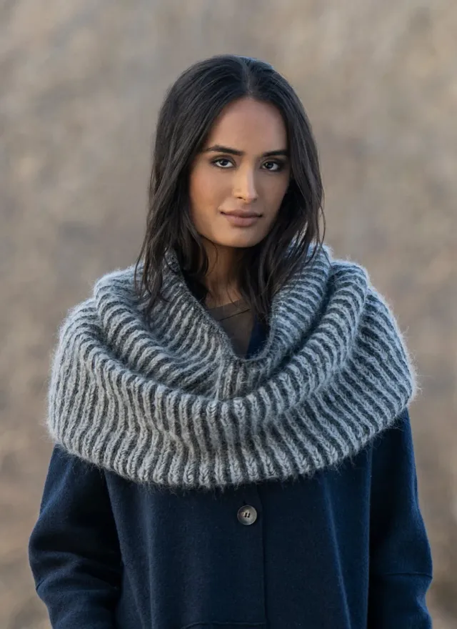 Blue Sky Fibers Classic Castle Rock Cowl Strickanleitung Loop